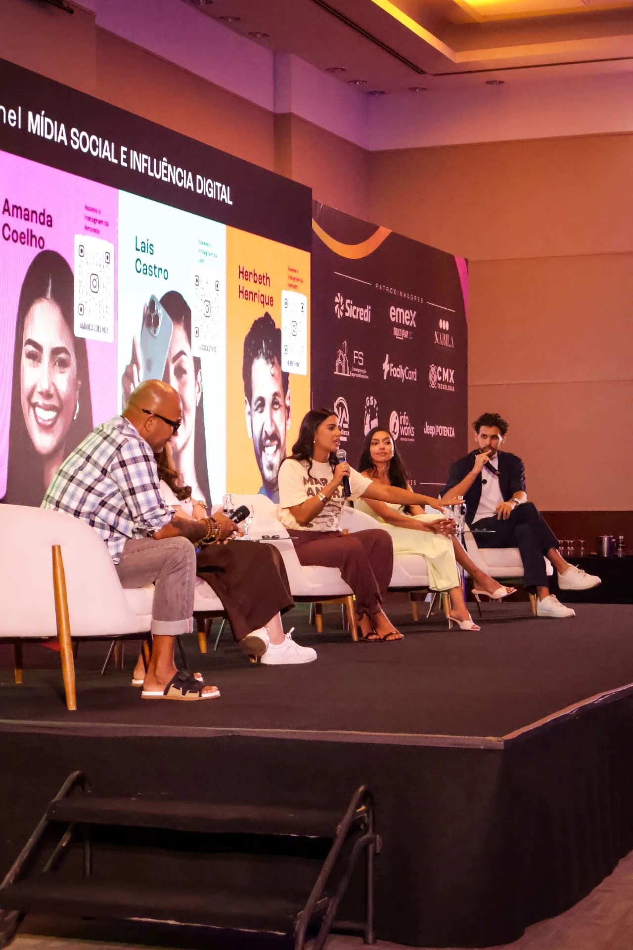 Painel de especialistas em Mídia Social e Influência Digital